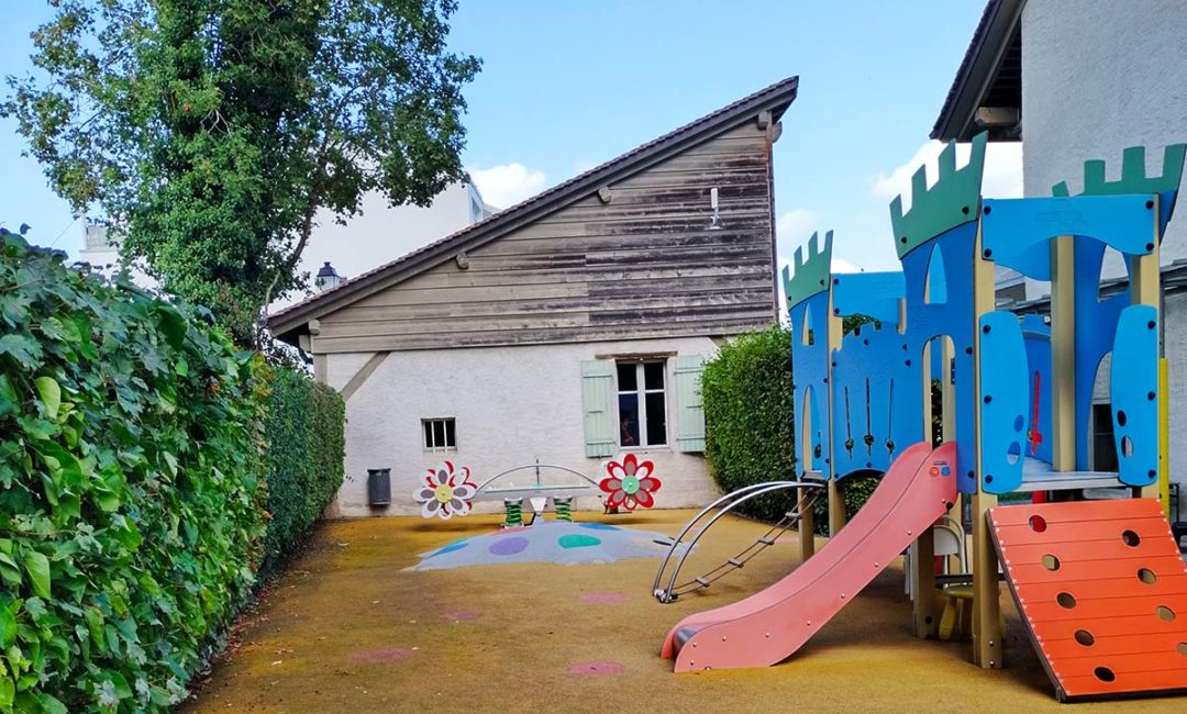 Troinex_jardin-enfant_Gaspard-et-Trottinette_2